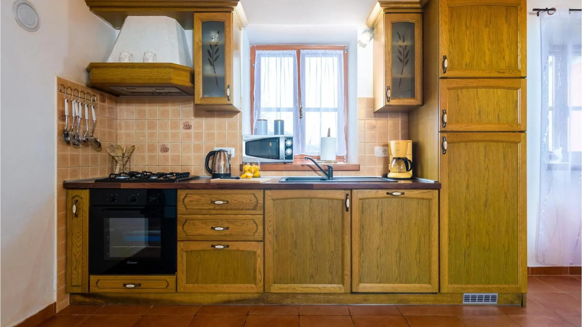 3 Bedroom Stunning Home In Krnica Holiday home