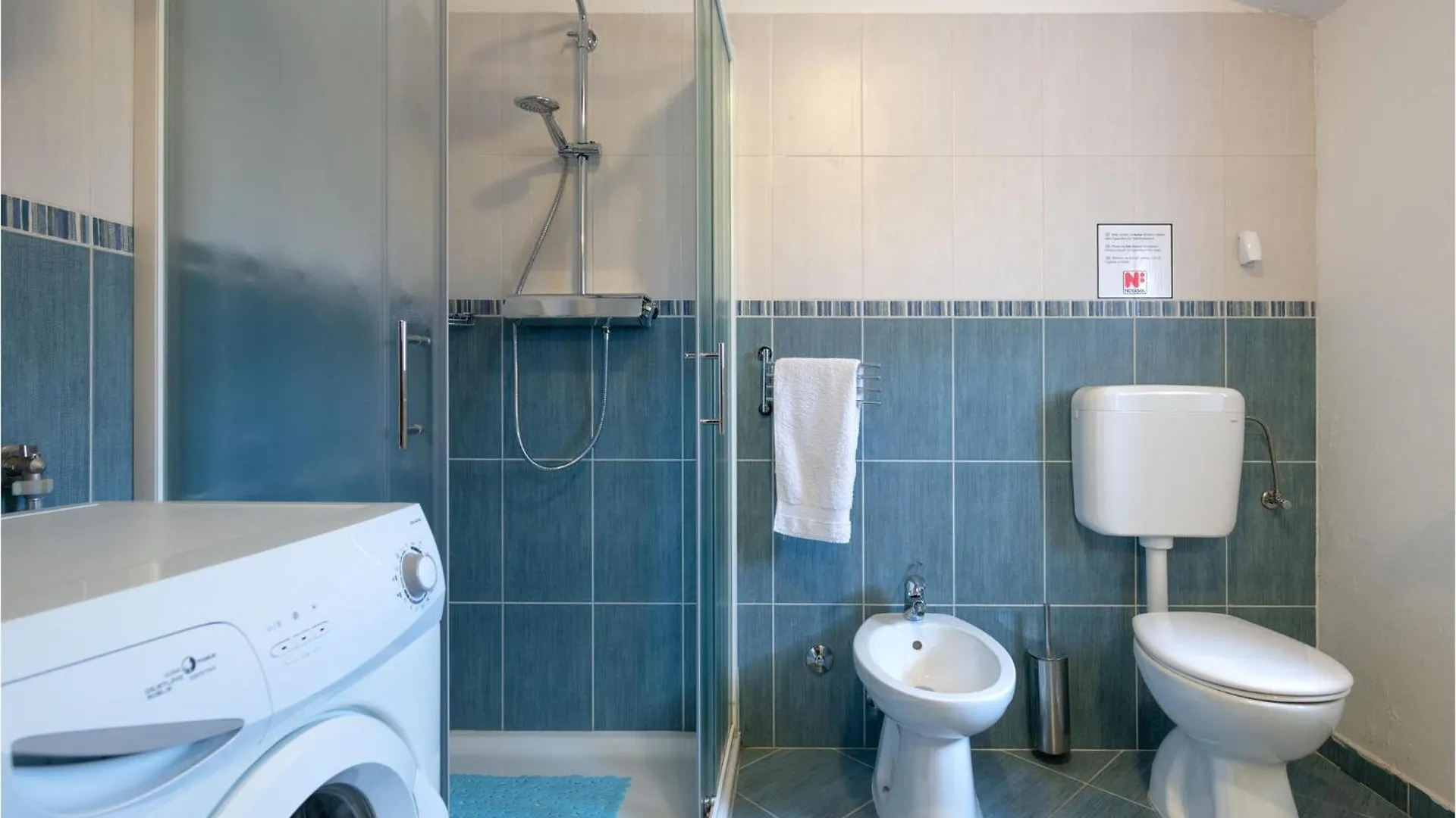 3 Bedroom Stunning Home In Krnica Croatia
